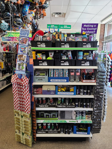 Dollar Store «Dollar Tree», reviews and photos, 21450 Jamaica Ave, Queens Village, NY 11428, USA