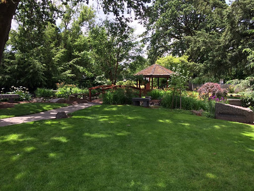 Funeral Home «Wilhelm Portland Memorial Funeral Home», reviews and photos, 6705 SE 14th Ave, Portland, OR 97202, USA