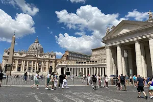 Piazza Pio XII image