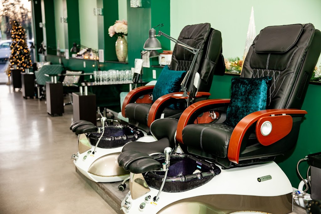 Emerald Beauty Spa 18328
