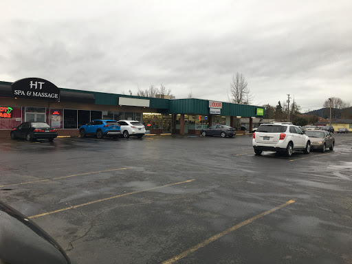 Liquor Store «Northgate Liquor Store», reviews and photos, 1408 Mohawk Blvd, Springfield, OR 97477, USA