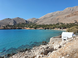 Paralia Ftenagia'in fotoğrafı küçük koy ile birlikte