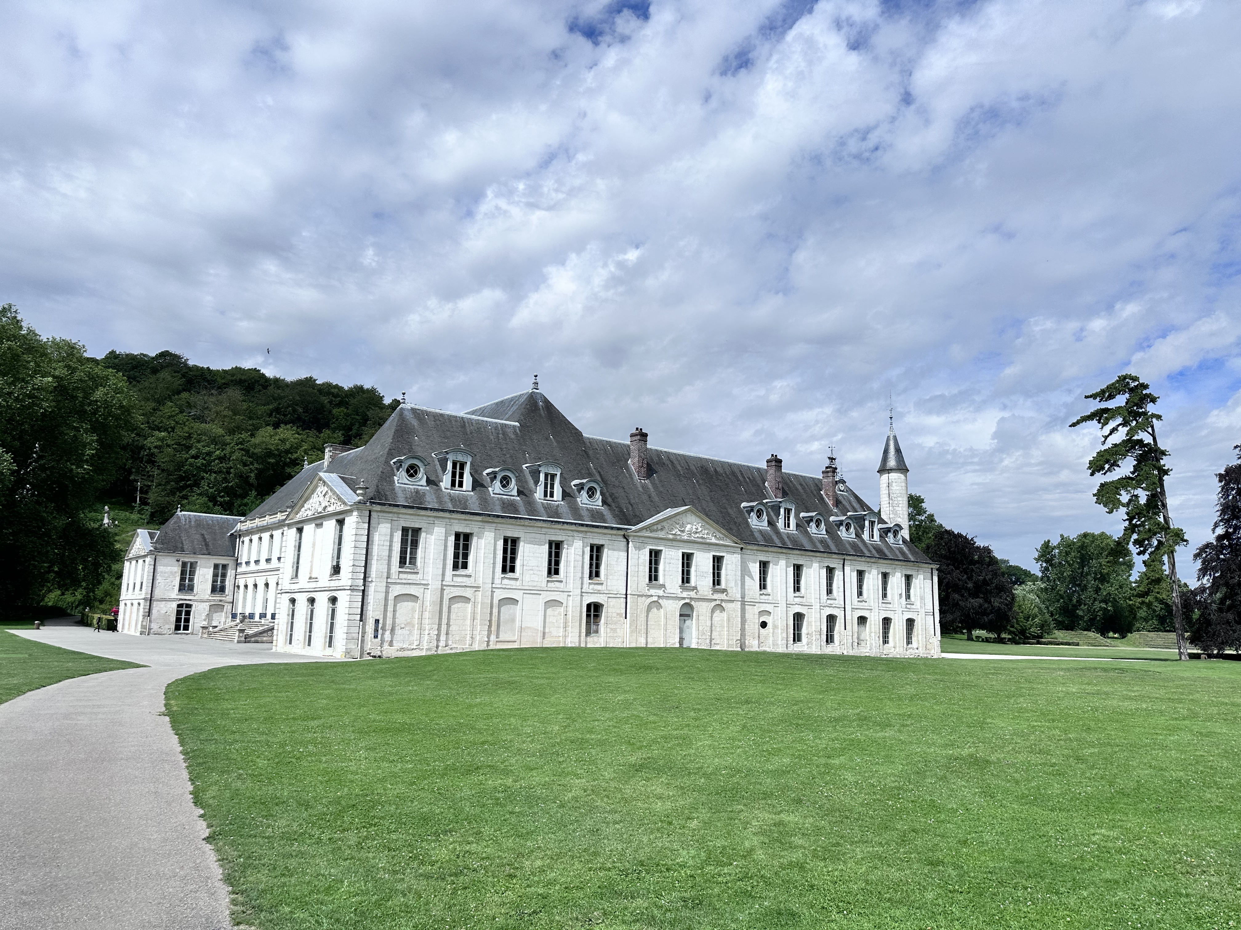 Photo n° 6 de l'avis de Pav..a fait le 20/07/2023 à 13:55