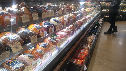 Grocery Store «Valli Produce», reviews and photos, 1910 Dempster St, Evanston, IL 60202, USA