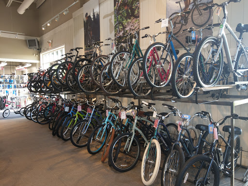 Bicycle Store «Bicycle Garage Indy & BGI Fitness - Greenwood», reviews and photos, 997 E County Line Rd, Greenwood, IN 46143, USA