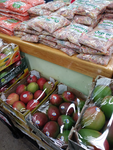 Supermarket «Familia Fresh Market Berwyn», reviews and photos, 3308 S Oak Park Ave, Berwyn, IL 60402, USA