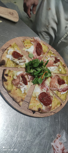 Pizzeria 100% da Mirko in Mola di Bari, Città Metropolitana di Bari