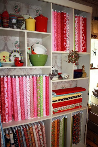 Quilt Shop «The Little Red Hen», reviews and photos, 612 Hope Ave, Muscatine, IA 52761, USA