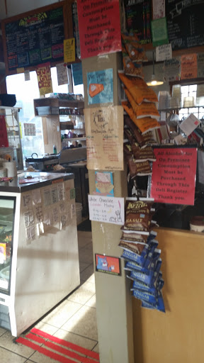 Grocery Store «Red Barn Natural Grocery», reviews and photos, 357 Van Buren St, Eugene, OR 97402, USA