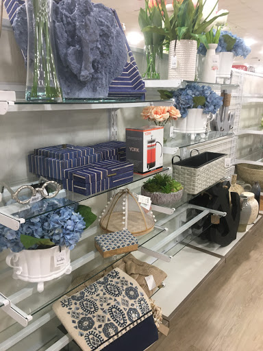 Department Store «HomeGoods», reviews and photos, 25959 Lorain Rd, North Olmsted, OH 44070, USA