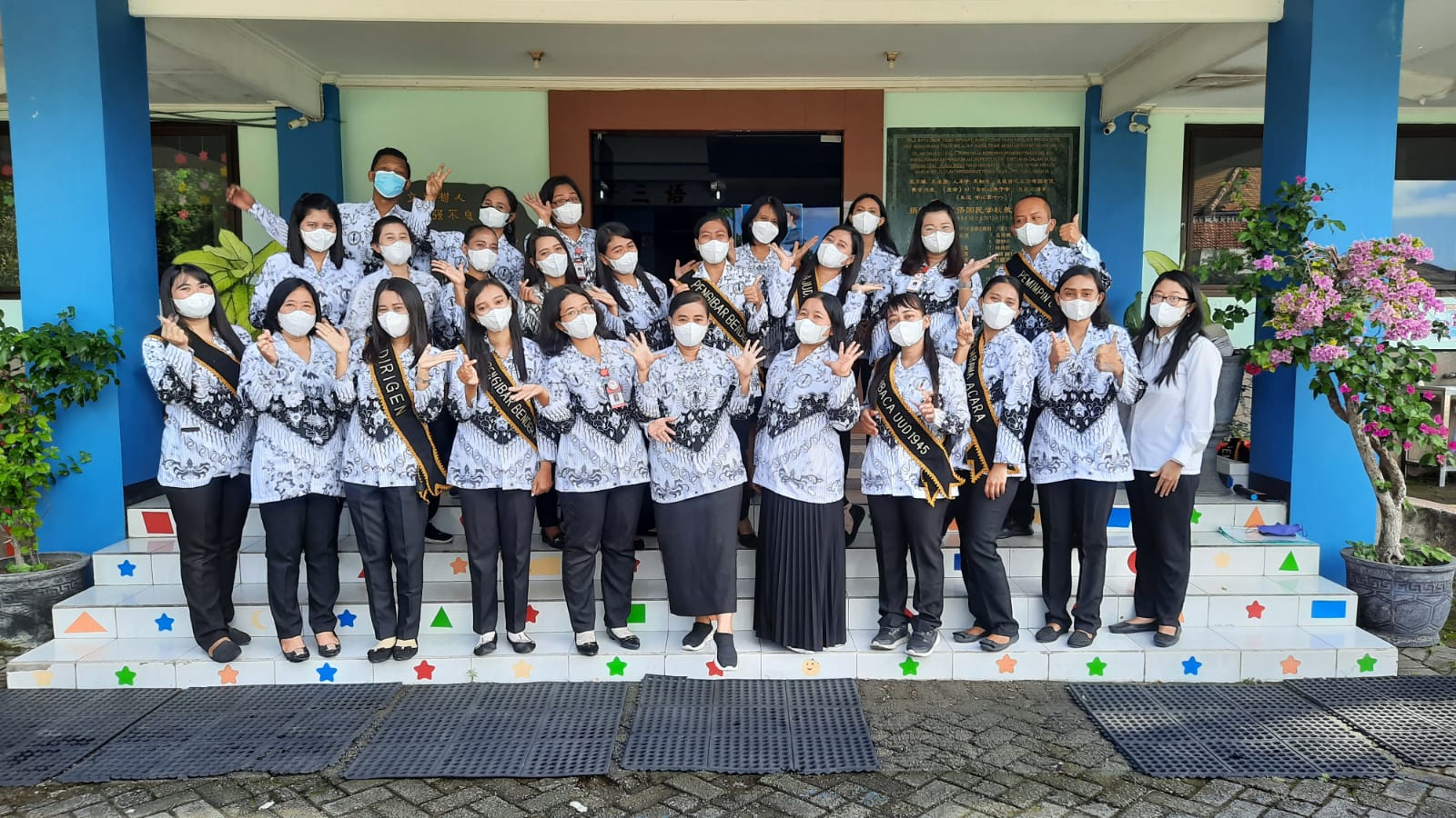Foto SMP  Nasional Tiga Bahasa Mitra Harapan, Kota Madiun