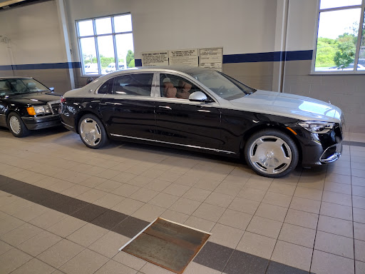 Mercedes Benz Dealer «New Country Motor Cars, Inc», reviews and photos, 1 Weston St, Hartford, CT 06120, USA