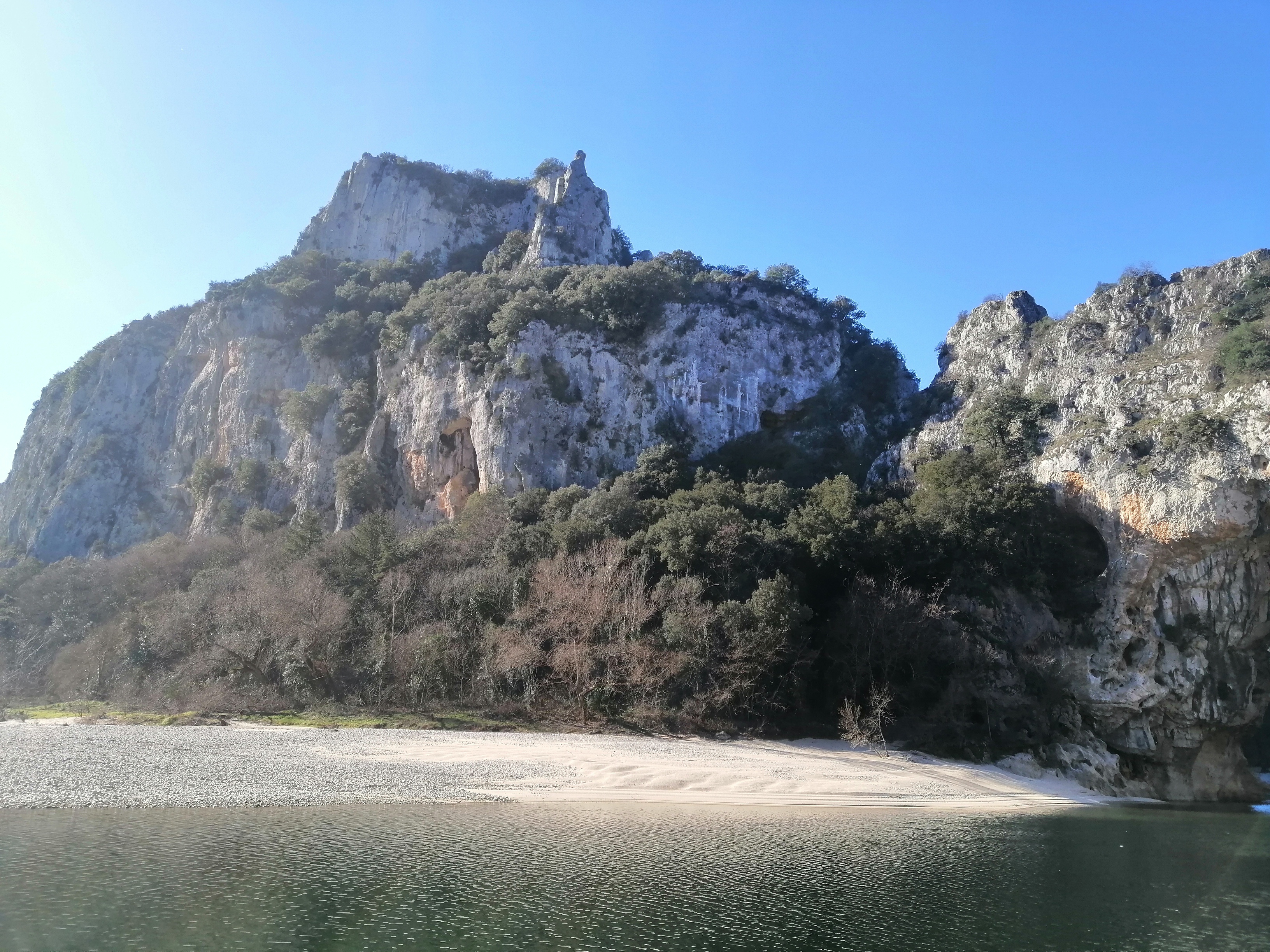 Photo n° 14 de l'avis de Vanpée.u fait le 03/02/2023 à 18:44