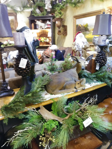 Furniture Store «Three French Hens Antiques», reviews and photos, 16935 Manchester Rd, Grover, MO 63040, USA