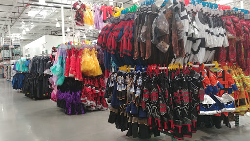 Warehouse store «Costco Wholesale», reviews and photos, 750 23rd Ave E, West Fargo, ND 58078, USA