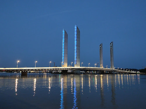 Pont Jacques Chaban Delmas à Bordeaux