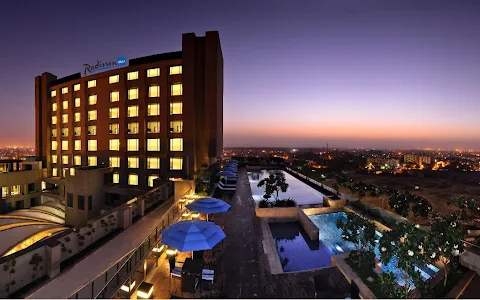 Radisson Blu Hotel New Delhi Paschim Vihar image