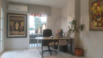 Información y opiniones sobre Clínica Dental en Málaga Dr. GIANCARLO FRASCANI de Málaga