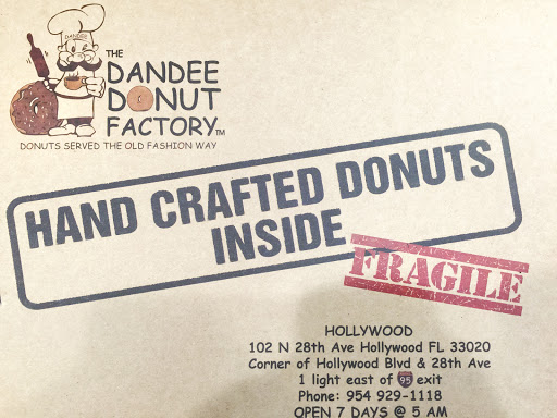 Donut Shop «Dandee Donuts Factory», reviews and photos, 102 N 28th Ave, Hollywood, FL 33020, USA
