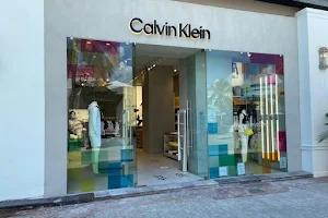Calvin Klein Jeans La Isla Cancún image