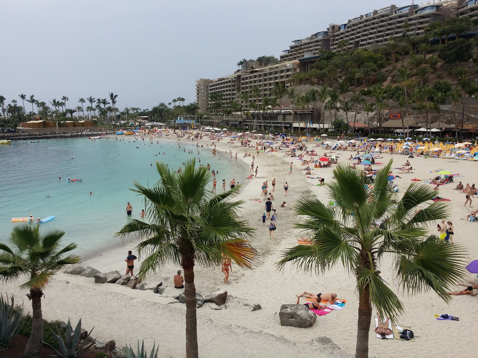 Photo de Plage de la Verga (Anfi del Mar) - endroit populaire parmi les connaisseurs de la détente