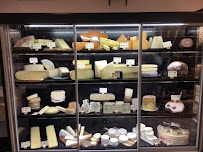 Fabrication du fromage du Restaurant Les Deux Crus à Ancenis - n°10