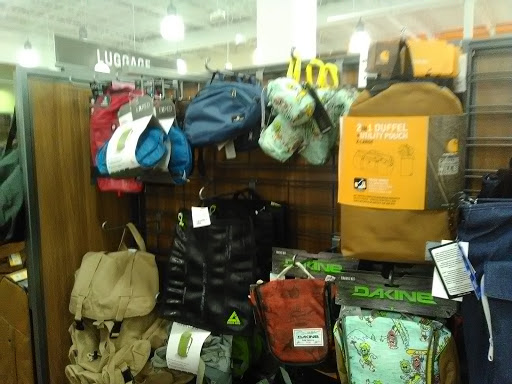 Outdoor Sports Store «Sierra Trading Post», reviews and photos, 215 N Maple Rd Unit 1F, Ann Arbor, MI 48103, USA