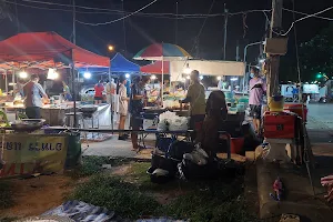 Bueng Kaen Nakhon Night Market image