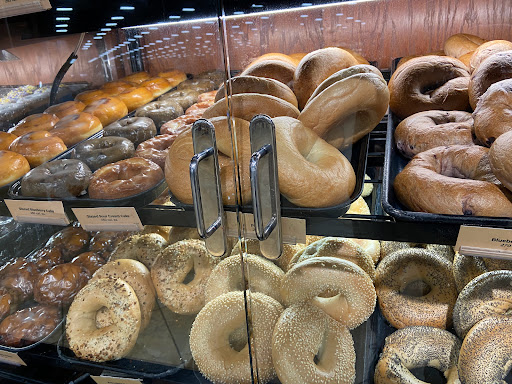 Supermarket «Giant Eagle Supermarket», reviews and photos, 420 E Waterfront Dr, Homestead, PA 15120, USA