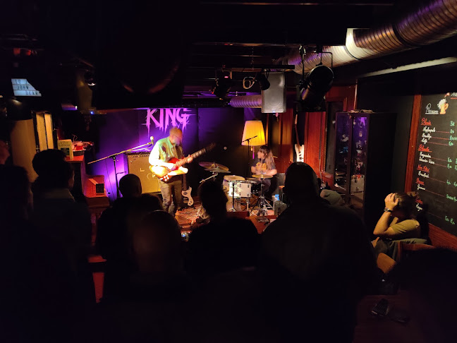Rezensionen über King in Neuenburg - Bar
