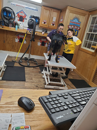 Pet Supply Store «Pet Supply Outlet», reviews and photos, 150 Spaulding Tpke, Portsmouth, NH 03801, USA