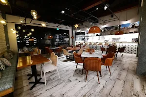 Lima Bistro image