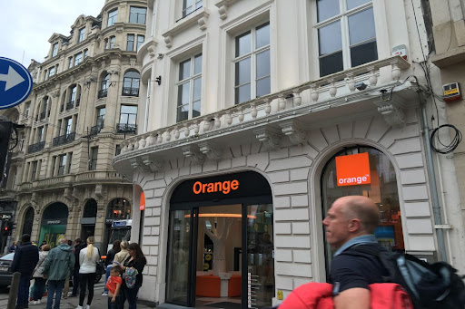 Orange Shop Antwerp Meir