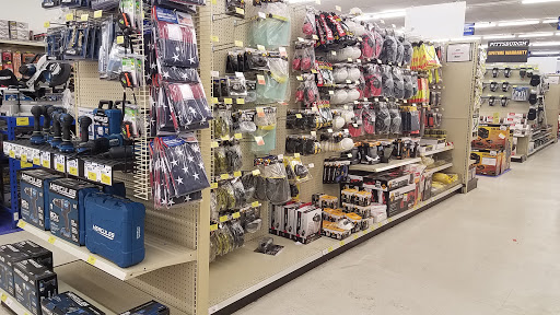 Hardware Store «Harbor Freight Tools», reviews and photos, 303 W Camp Wisdom Rd, Duncanville, TX 75116, USA