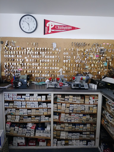 Locksmith «Mitchell Locksmiths Inc», reviews and photos, 201 N 9th St b, Philadelphia, PA 19107, USA