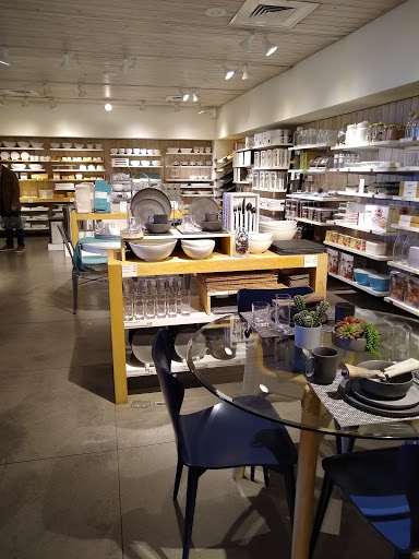 Shopping Mall «Scottsdale Waterfront», reviews and photos, 7135 E Camelback Rd #165, Scottsdale, AZ 85251, USA