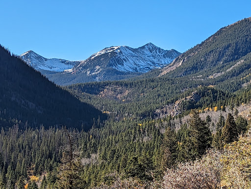 Harvard Lakes trailhead