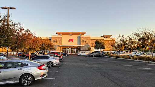 Shopping Mall «San Francisco Premium Outlets», reviews and photos, 2774 Livermore Outlets Dr, Livermore, CA 94551, USA