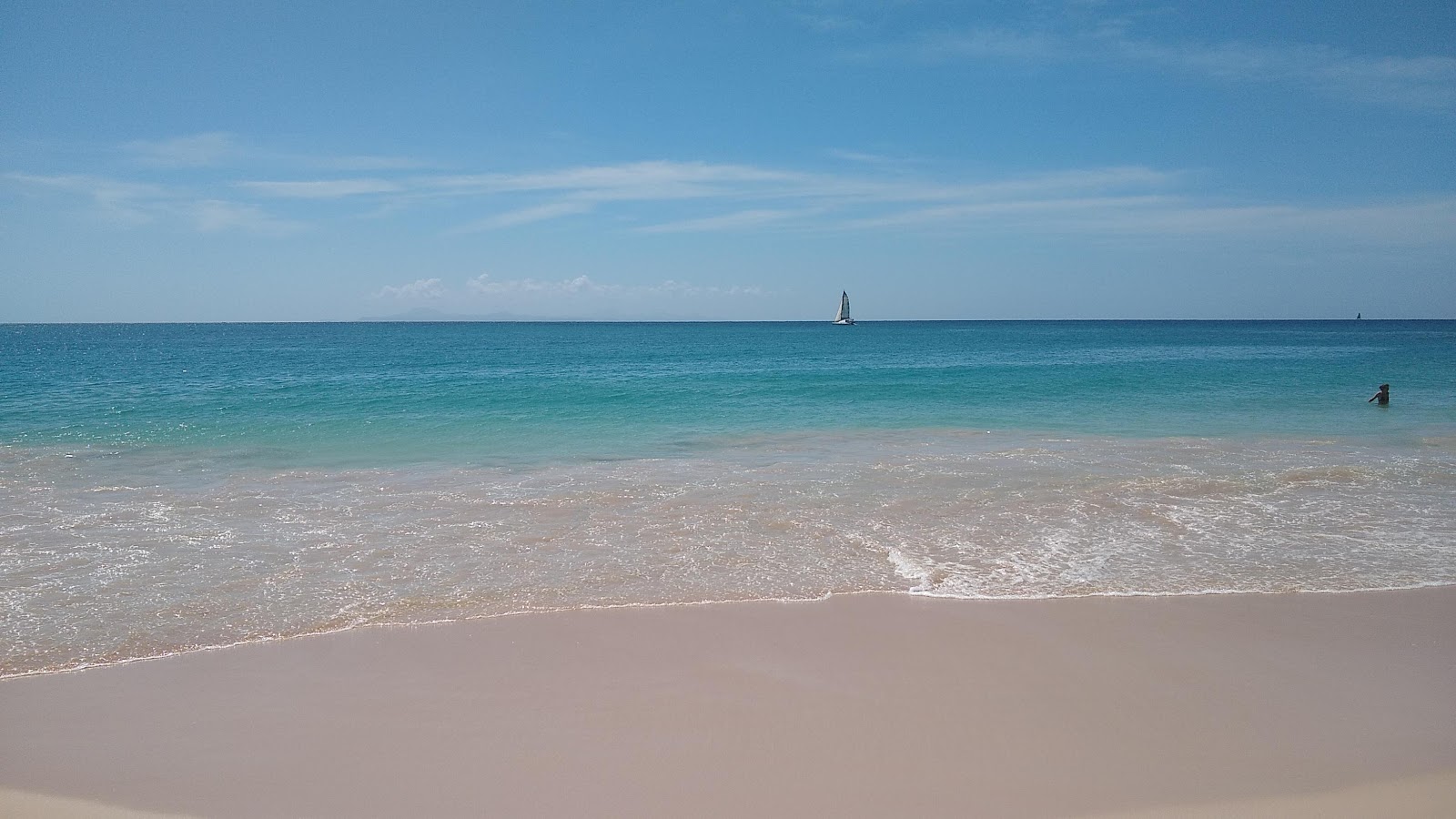 Plage des Salines'in fotoğrafı imkanlar alanı