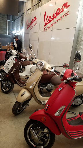 Motorcycle Dealer «Motoworks Chicago», reviews and photos, 1901 S Western Ave, Chicago, IL 60608, USA