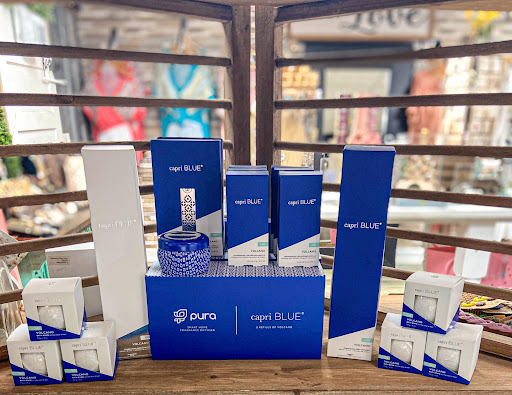 Tanning Salon «Modern Me Boutique & Tanning», reviews and photos, 414 Orange St, Auburndale, FL 33823, USA