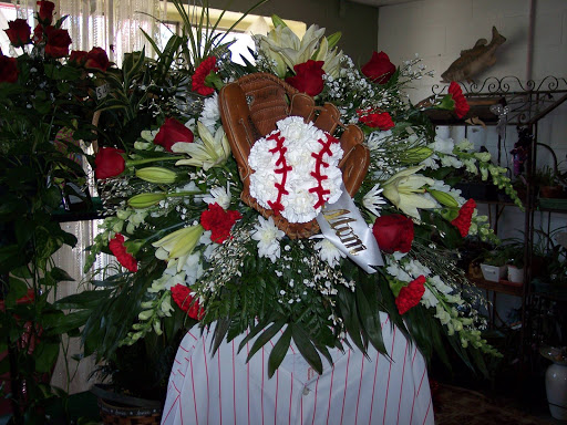 Florist «Heart To Heart Flower Shop», reviews and photos, 137 Fishing Creek Rd, Cape May, NJ 08204, USA