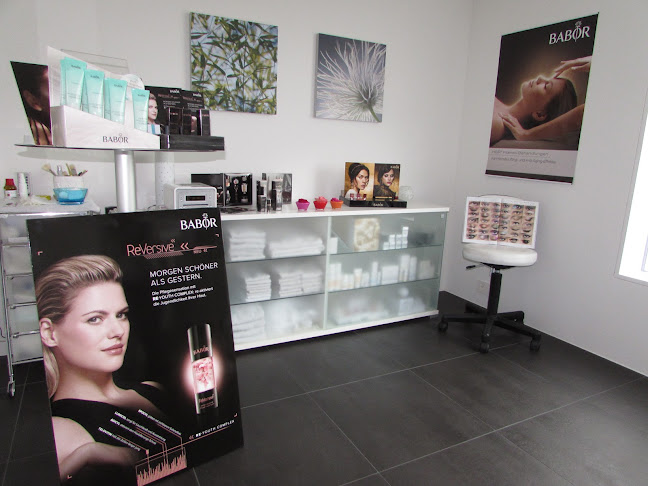 Rezensionen über Beauty WoMan Kosmetikstudio in Oftringen - Schönheitssalon