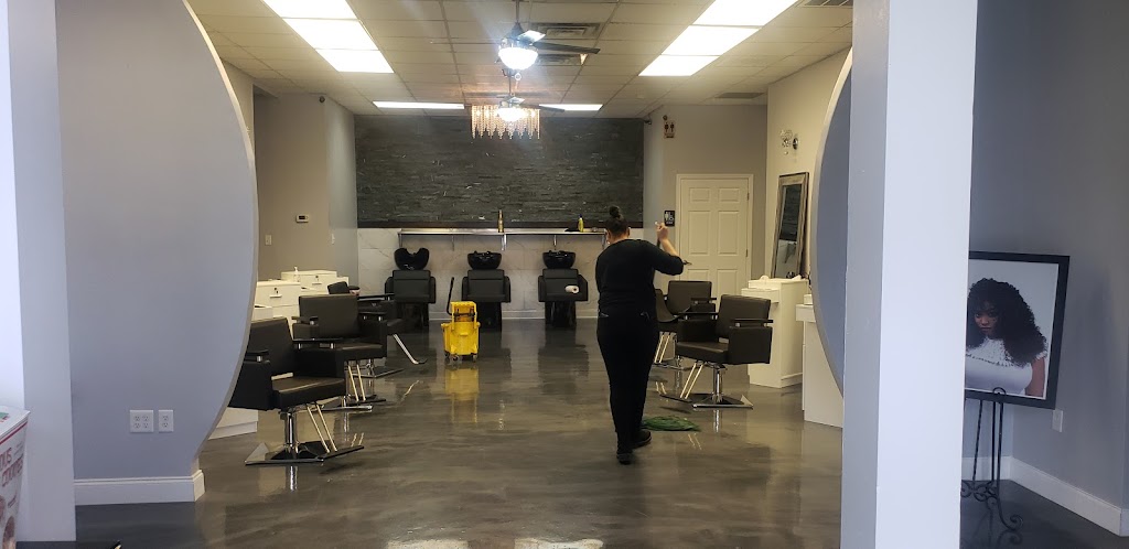 Marcus Doss Salon 28306
