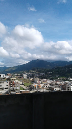 Mercado Pequeño Productor Pitas II - Loja