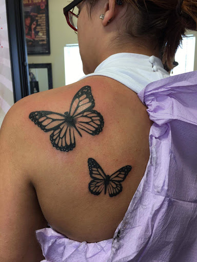 Tattoo Shop «The Lizard Lounge Tattoo Kissimmee», reviews and photos, 4519 S Orange Blossom Trail, Kissimmee, FL 34746, USA
