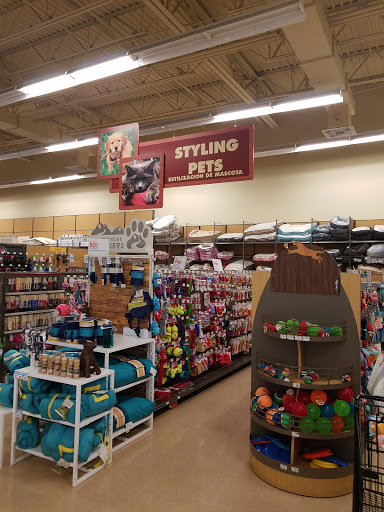 Pet Supply Store «Petco Animal Supplies», reviews and photos, 16639 Sierra Lakes Pkwy, Fontana, CA 92336, USA