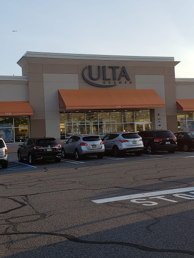Hair Salon «Ulta Beauty», reviews and photos, 45 Spring Valley Ave, Maywood, NJ 07607, USA