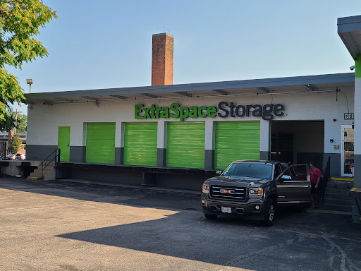 Self-Storage Facility «Extra Space Storage», reviews and photos, 128 Bridge St, Newton, MA 02458, USA
