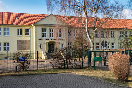 Prof.-Franz-Bunke-Schule Rudolf-Breitscheid-Straße 16, 18258 Schwaan, Deutschland